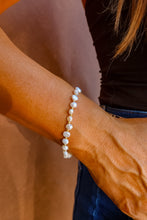 Load image into Gallery viewer, Freshwater Pearls with 2mm Navajo Style Pearls