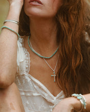 Load image into Gallery viewer, Veya Diamond Cross Necklace