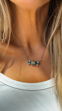 Load image into Gallery viewer, Lawrence Necklace
