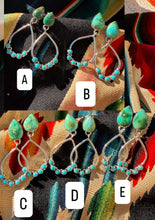 Load image into Gallery viewer, Pauline Earring
