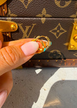 Load image into Gallery viewer, Glimer Huggies - Turnback Pony ™ - Earring
