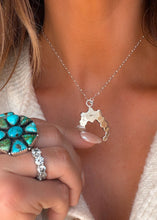 Load image into Gallery viewer, Della Necklace
