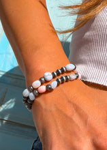 Load image into Gallery viewer, Kay Navajo Style Pearl Bracelet
