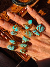 Load image into Gallery viewer, LV Amelia Adjustable Ring - Turnback Pony ™ - Ring
