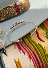 Load image into Gallery viewer, Darlin&#39; Cuff
