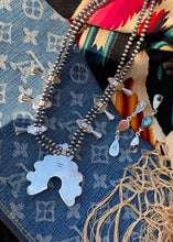 Load image into Gallery viewer, Selia Squash Set - Turnback Pony ™ - Necklace earring set
