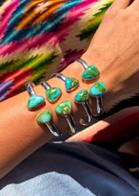Load image into Gallery viewer, Marais Cuff (pick your stone) - Turnback Pony ™ - Cuff
