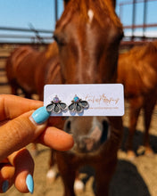 Load image into Gallery viewer, Camila Earrings
