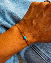 Load image into Gallery viewer, Kay Gold Paperclip Bracelet
