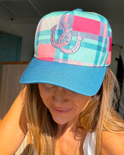 Load image into Gallery viewer, Plaid Horseshoe Canvas Cap
