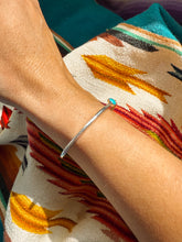 Load image into Gallery viewer, Single Stone Cuff
