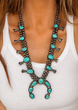 Load image into Gallery viewer, Vintage Stamped Squash
