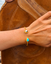 Load image into Gallery viewer, Holly Cuff - Turnback Pony ™ - 
