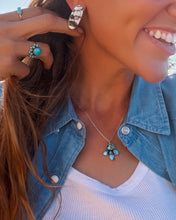 Load image into Gallery viewer, Laid-Back Necklace
