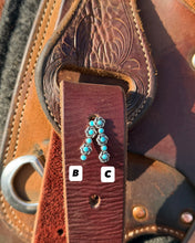 Load image into Gallery viewer, Mini Daisy Ear Crawler
