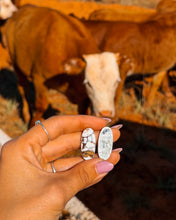 Load image into Gallery viewer, Shawnee Stud Earrings
