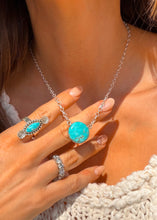 Load image into Gallery viewer, Eastland Necklace

