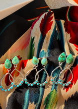 Load image into Gallery viewer, Pauline Earring
