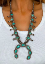 Load image into Gallery viewer, Vintage Stamped Squash
