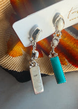 Load image into Gallery viewer, Dylan Earring
