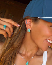 Load image into Gallery viewer, Seeley Stud Earrings
