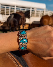 Load image into Gallery viewer, Vintage 3 Stone Cuff
