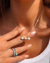 Load image into Gallery viewer, Gold Jaden Necklace
