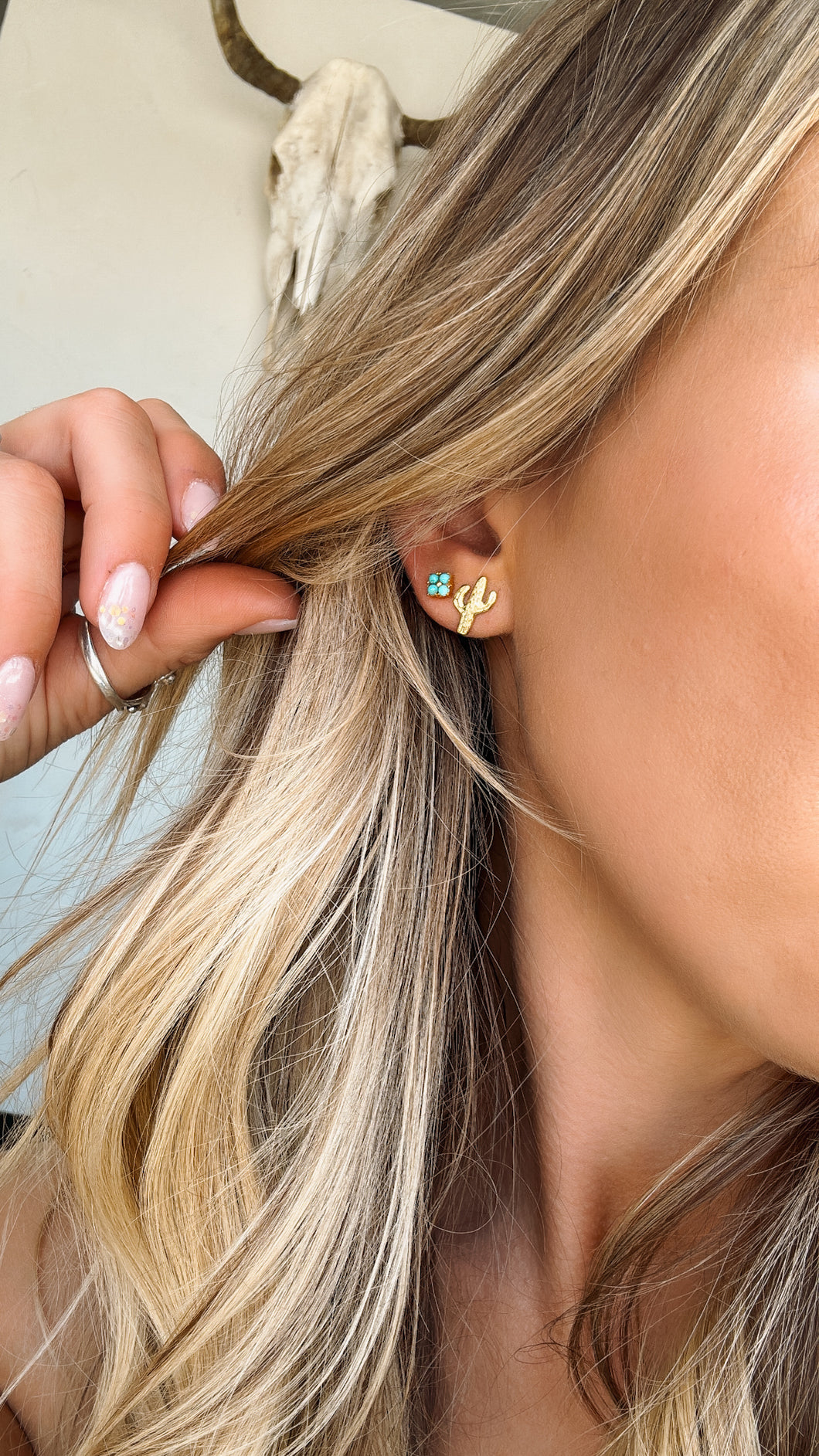 Goldie Cactus Studs