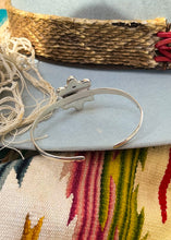 Load image into Gallery viewer, Sugar Cuff - Turnback Pony ™ - Bracelets

