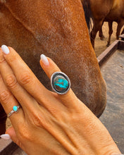 Load image into Gallery viewer, Adele Vintage Ring Size 4
