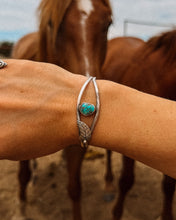 Load image into Gallery viewer, Sundance Vintage Cuff
