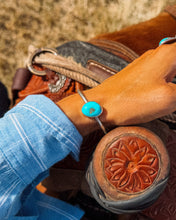 Load image into Gallery viewer, Parma Side Cuff
