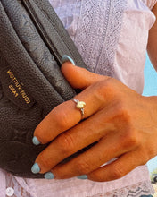 Load image into Gallery viewer, Hannah Adjustable Ring
