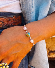 Load image into Gallery viewer, Dad’s 3 Stone Heart Bracelet
