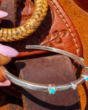 Load image into Gallery viewer, Faron Diamond Cuff
