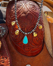 Load image into Gallery viewer, Delta Moon Necklace
