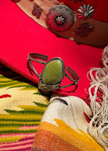 Load image into Gallery viewer, VINTAGE 85 Cuff - Turnback Pony ™ - Ring
