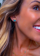 Load image into Gallery viewer, Exclusive Bow Studs
