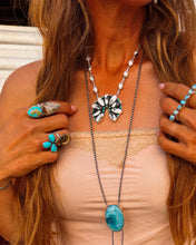 Load image into Gallery viewer, Vickie Squash Necklace
