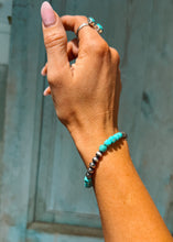 Load image into Gallery viewer, Malka Navajo Style Pearl Bracelet - Turnback Pony ™ - Bracelets
