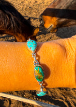 Load image into Gallery viewer, Etta Bracelet
