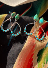 Load image into Gallery viewer, Pauline Earring
