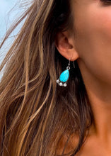 Load image into Gallery viewer, Crystal Earrings

