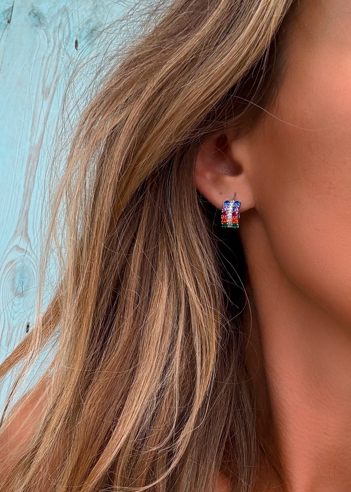 Over The Rainbow Huggies - Turnback Pony ™ - Earring