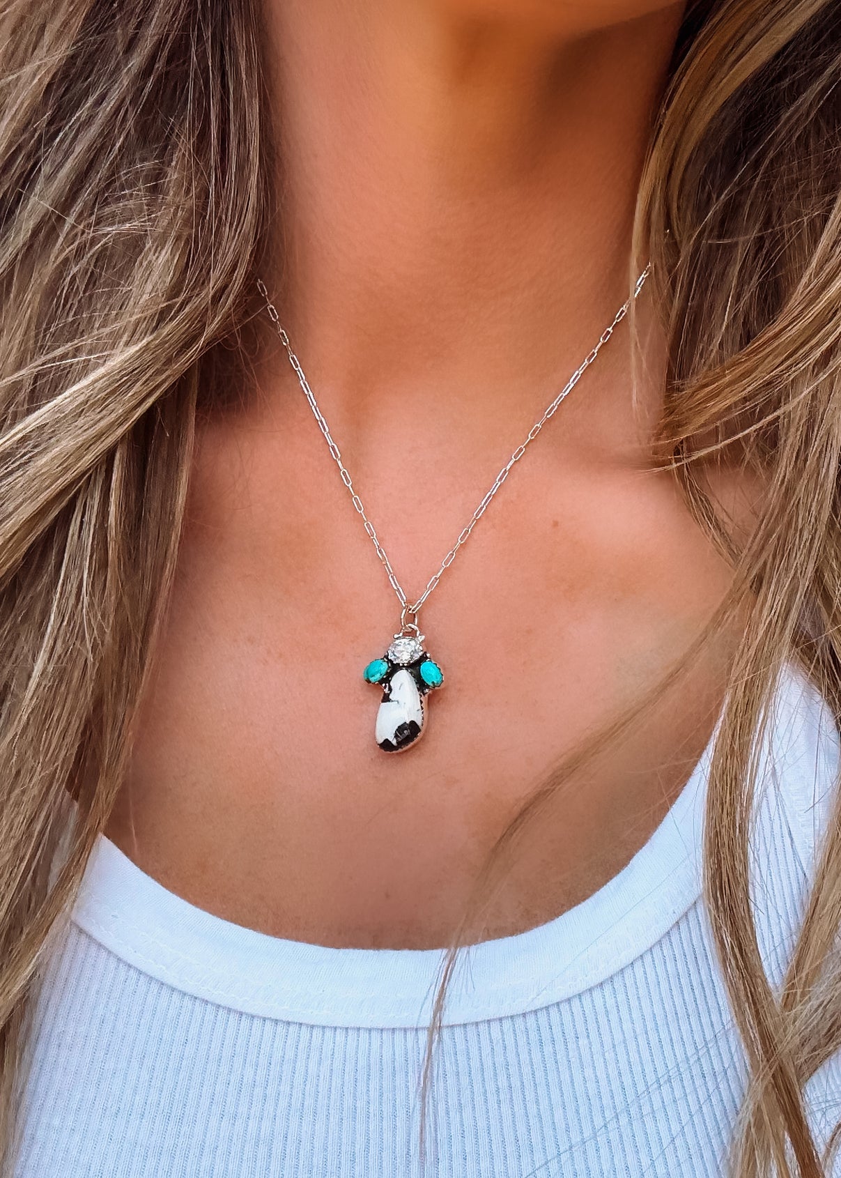 Linney Necklace - Turnback Pony ™ - Necklace