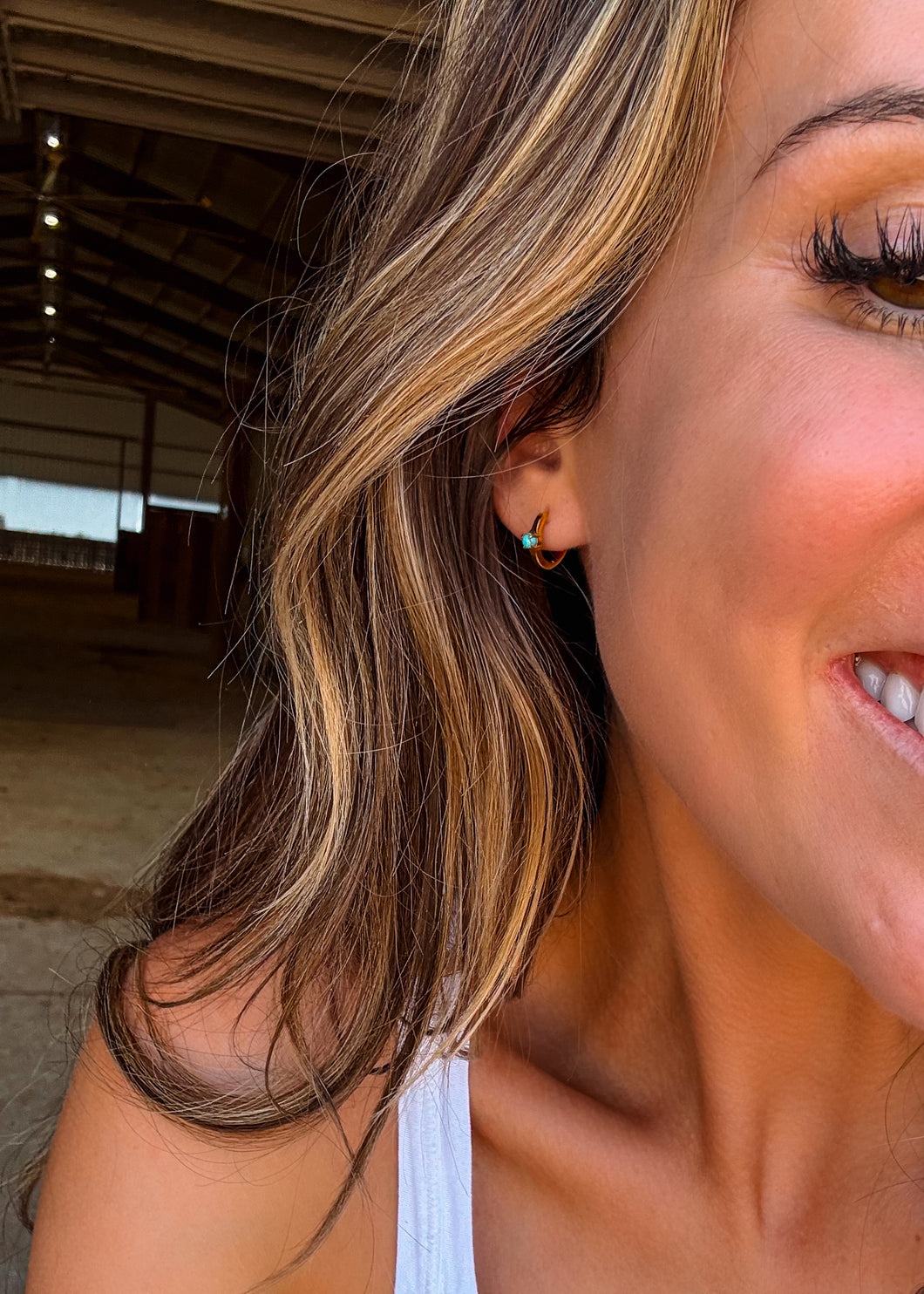 Ellie Gold Hoops - Turnback Pony ™ - Earring