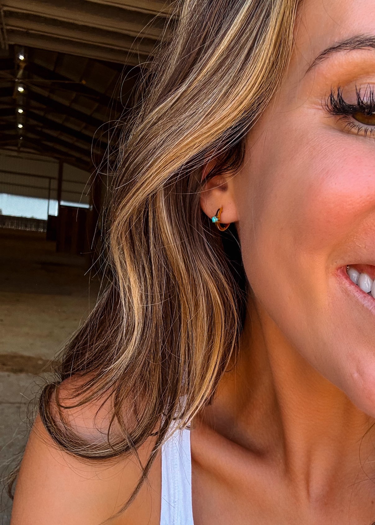 Ellie Gold Hoops - Turnback Pony ™ - Earring