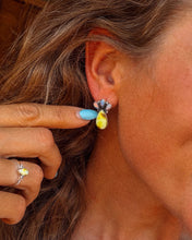 Load image into Gallery viewer, Bisbie Earrings

