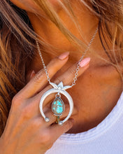 Load image into Gallery viewer, Naja Chain Necklace
