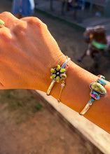 Load image into Gallery viewer, Sugar Cuff - Turnback Pony ™ - Bracelets
